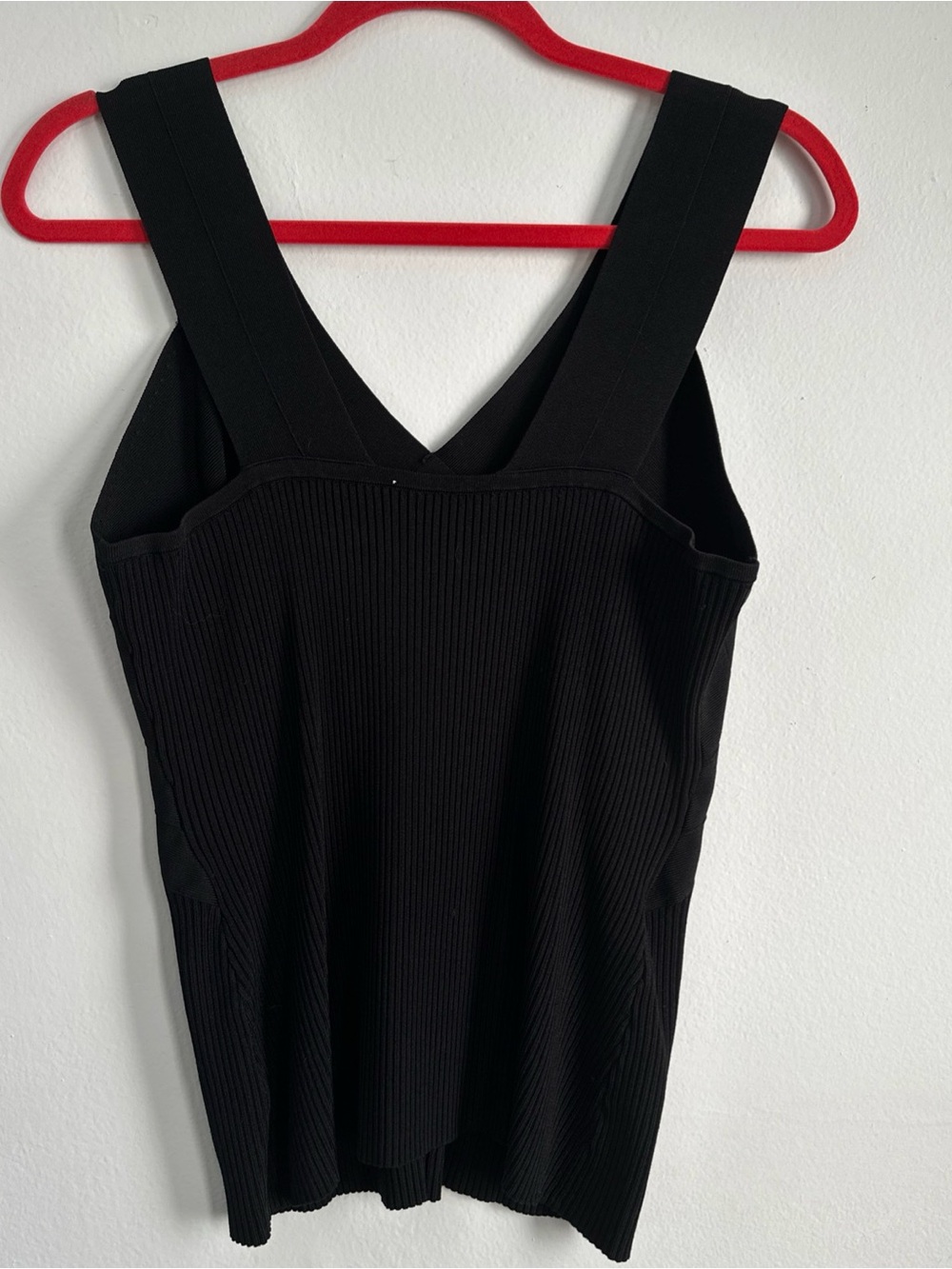 Caché Fitted Ribbed Tank Top Knit Black Distinct Crossover Bandage V-neckline - Picture 7 of 12